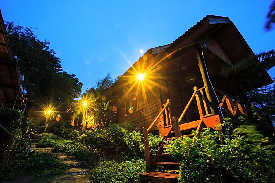 The Cobble Beach Hotel