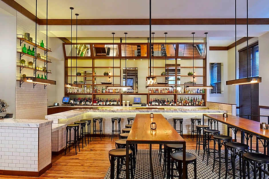 Renaissance by Marriott Atlanta Midtown Hotel