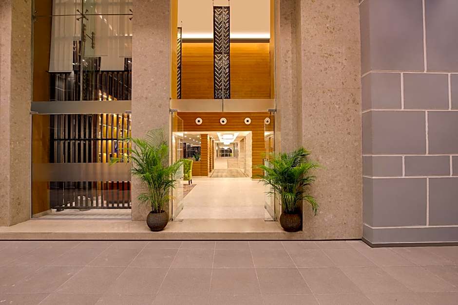 Royal Orchid Central Grazia Hotel