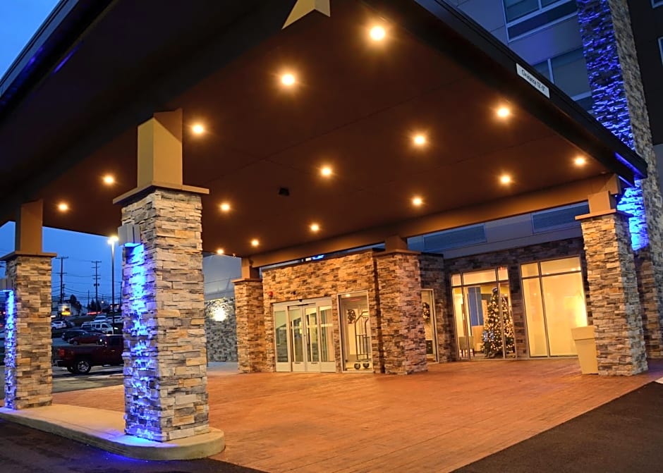 Holiday Inn Express & Suites Pittsburgh - Monroeville