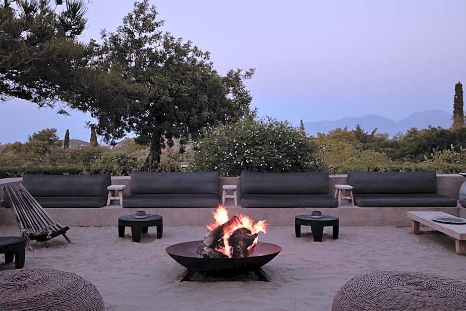 Minos Beach Art Hotel, a Member of Design Hotels