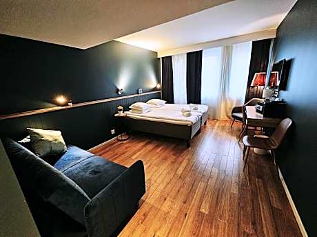 Large Double Room