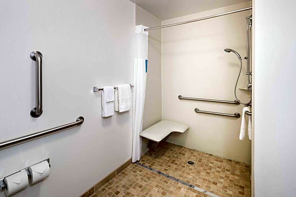 Hampton Inn By Hilton & Suites Rochester-North