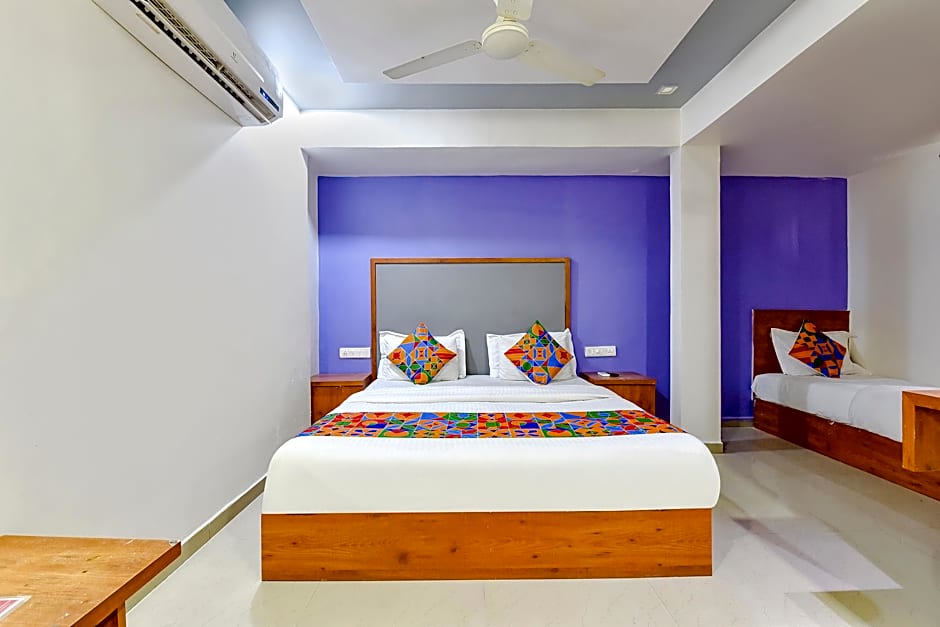 Hotel Gold Leaf,Ahmedabad