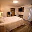 California Comfort & Suites