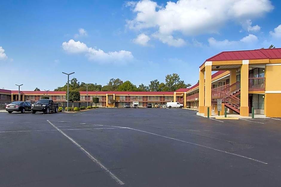 Quality Inn Dickson