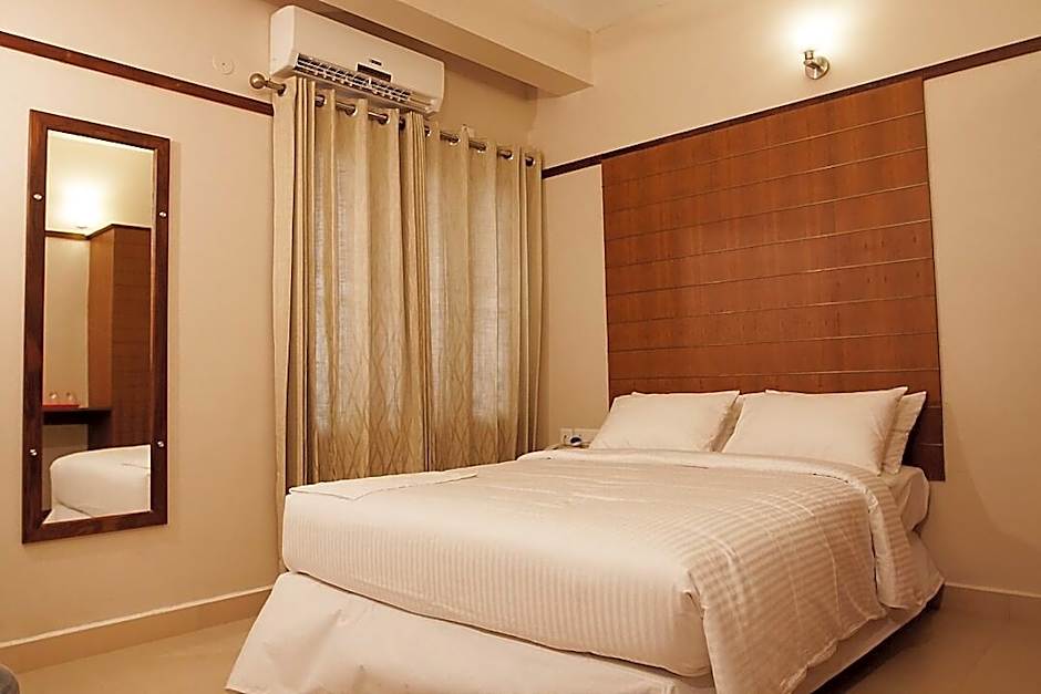 Srivar Hotels