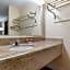 Econo Lodge Pearl