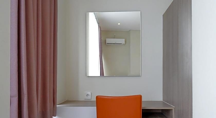 RedDoorz near Exit Tol Banyumanik 2