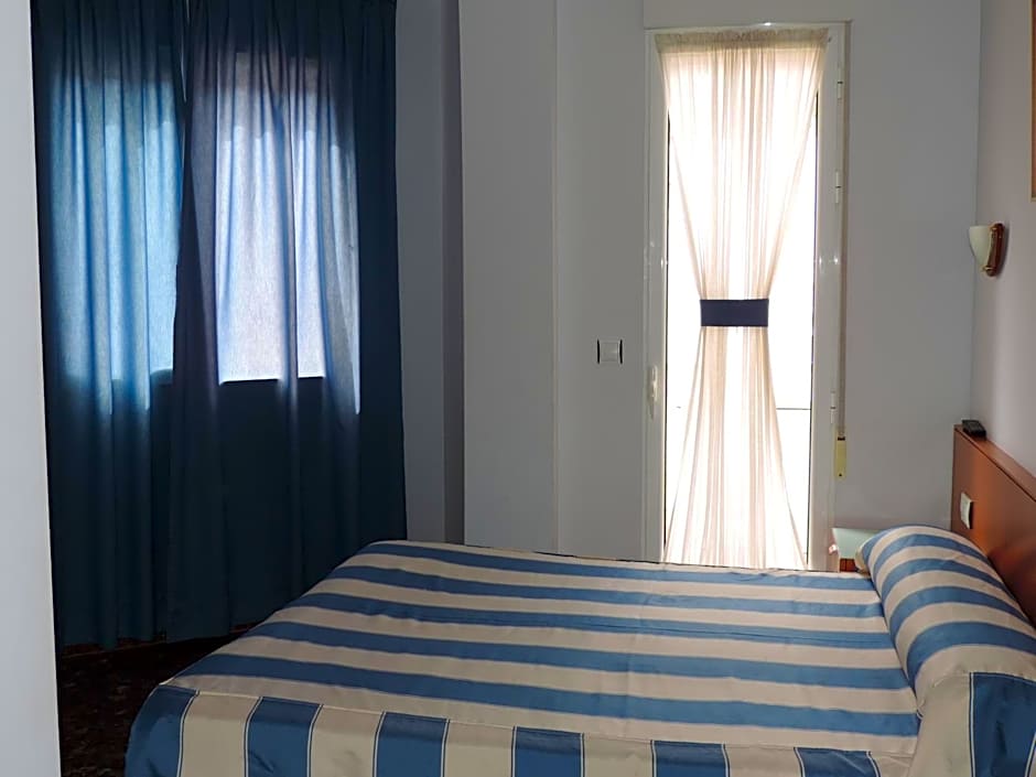 Hotel Costa San Antonio