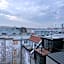 WELTWIEN Luxury Art Apartments & Free Parking