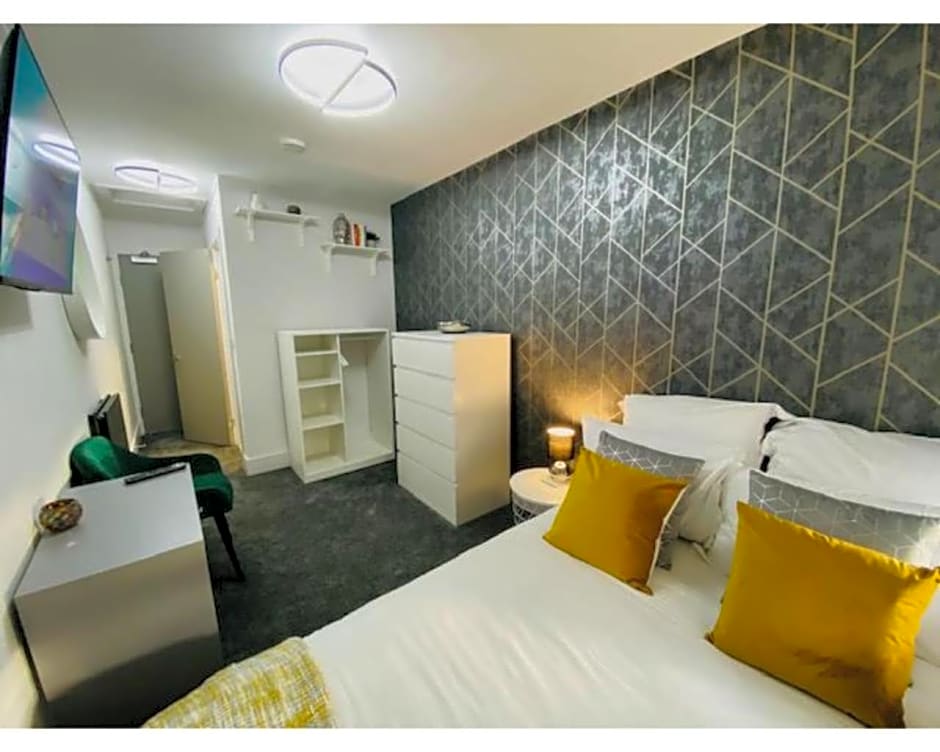 Townhouse PLUS @ Lower Beth Street Stoke