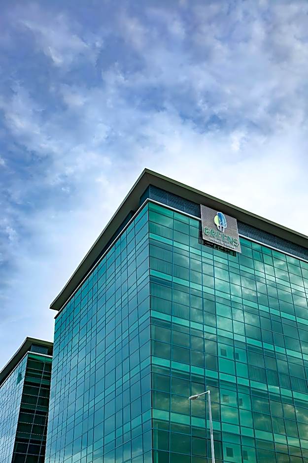 Greens Hotel & Suites