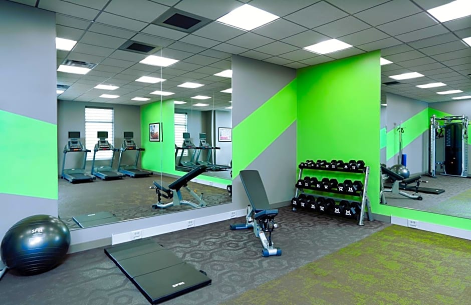 Holiday Inn Hotel & Suites Sioux Falls - Airport, an IHG Hotel