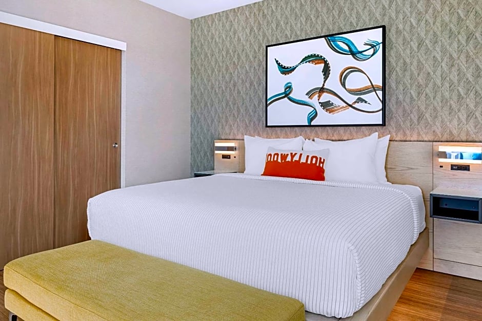 Cambria Hotel Burbank Airport