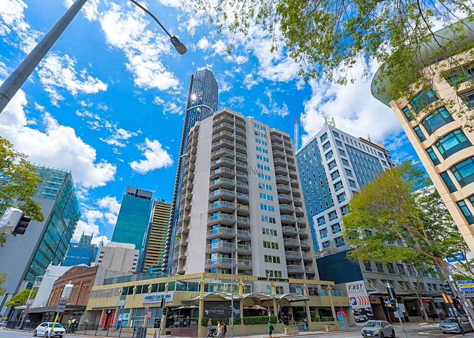 Abbey On Roma Hotel & Apartments