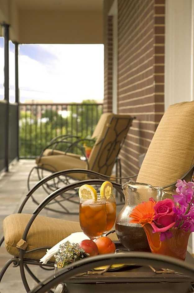 La Maison in Midtown an urban B&B