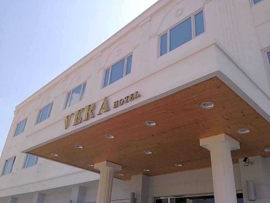 Townhouse Oak Vera Hotel Near Clark International Airport