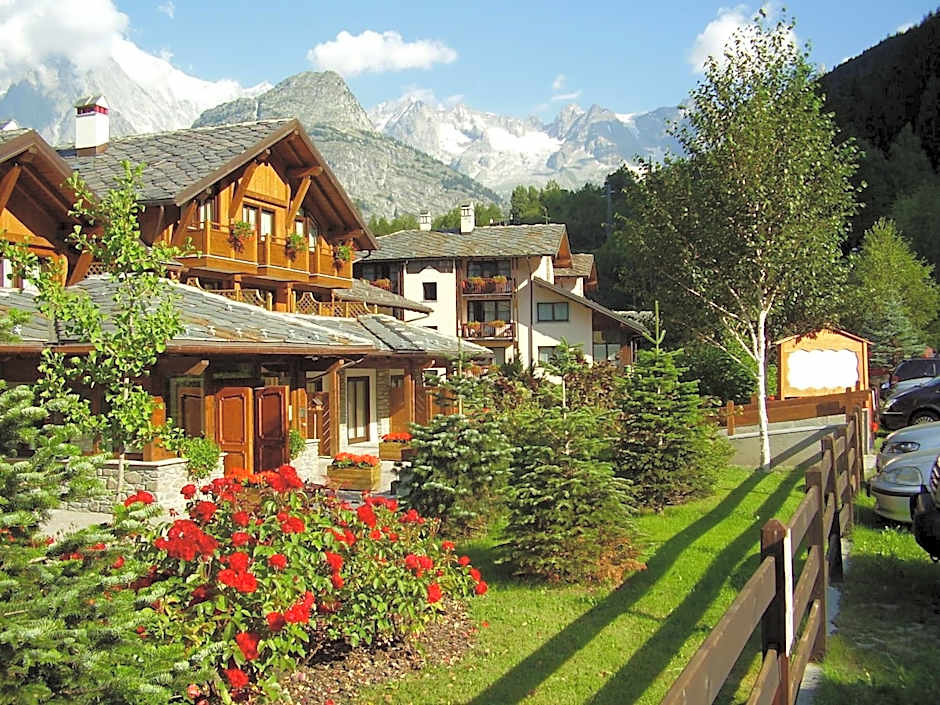 Residence Cour Maison