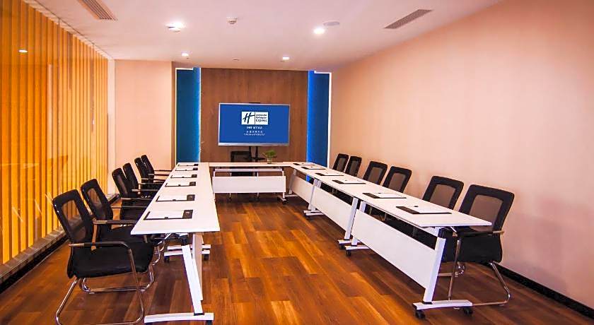 Holiday Inn Express Tianjin Airport East By IHG