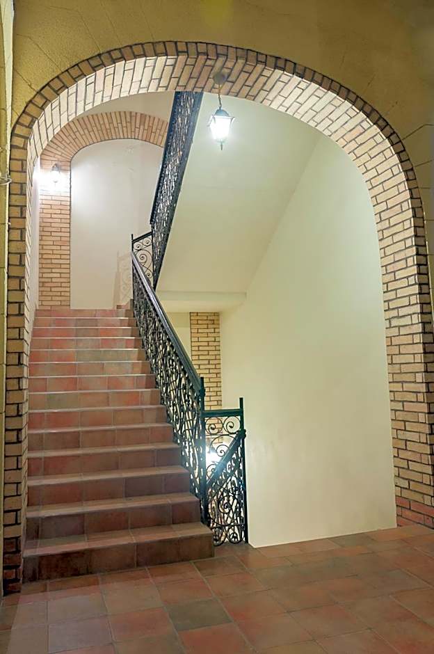 Centrooms House