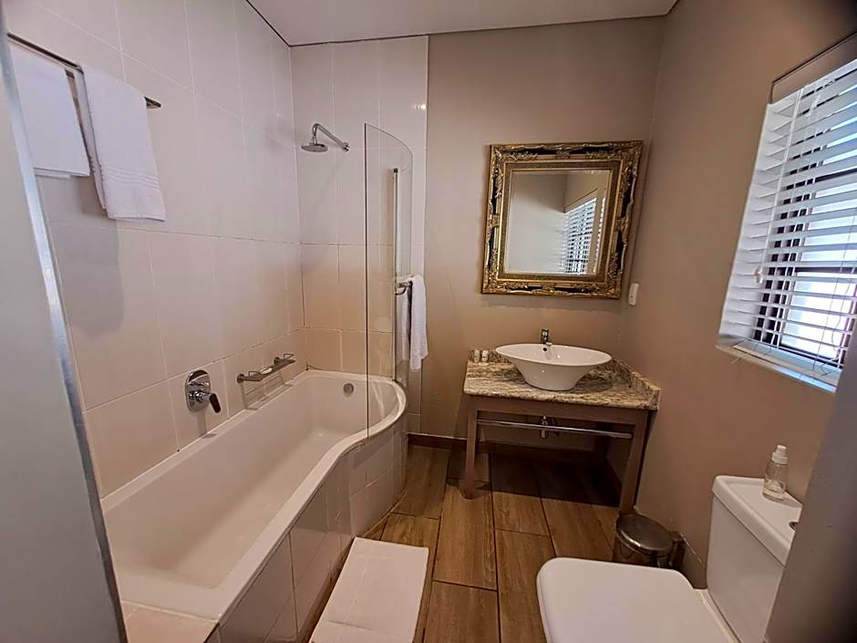 Three Rivers Lodge and Villas