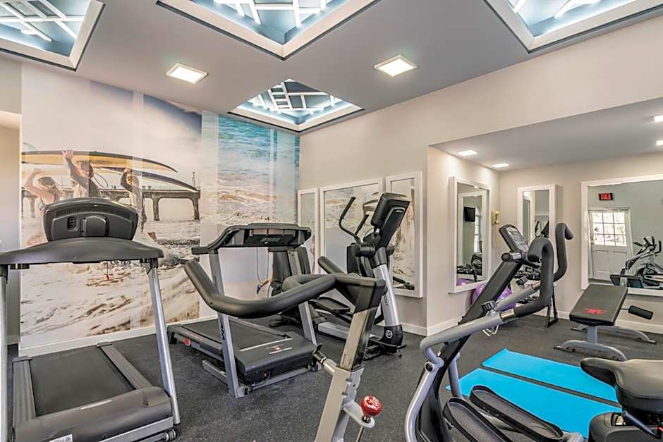 Clarion Pointe Tampa-Brandon Near Fairgrounds and Casino