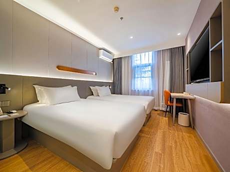WH - Xingxuan Standard Twin Room