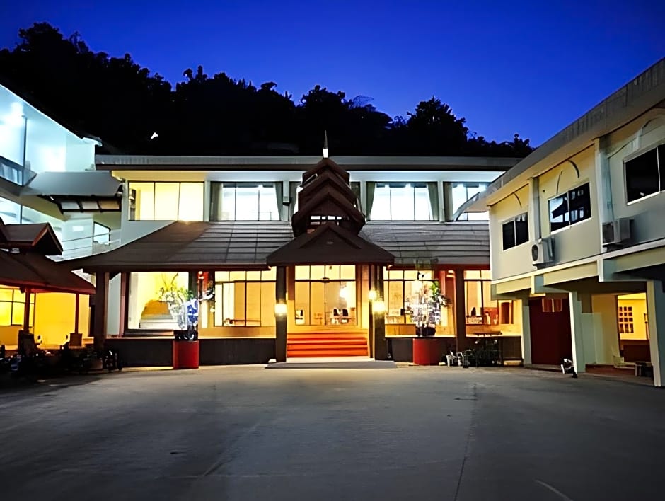 Piyaporn Hill Paradise Hotel