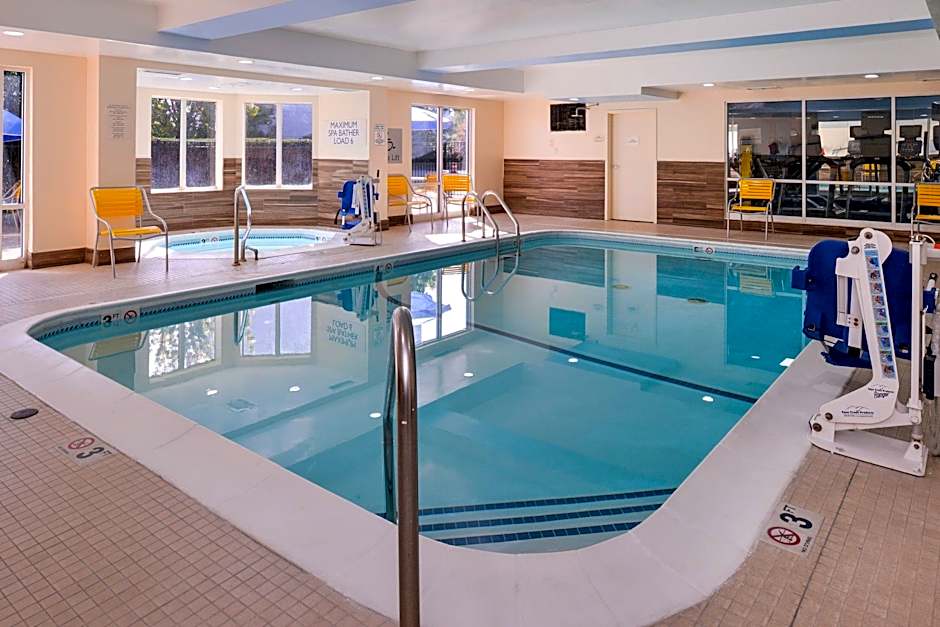 Fairfield Inn By Marriott Louisville North