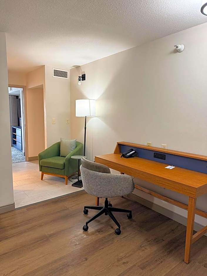 Country Inn & Suites by Radisson, Lima
