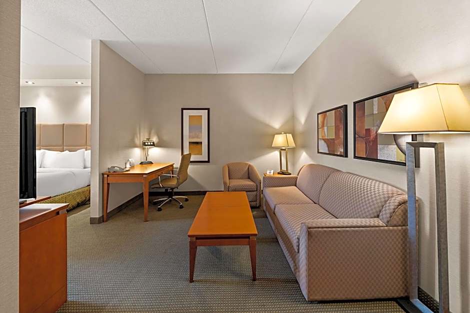 Best Western Plus Orangeville Inn & Suites