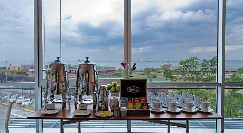 DoubleTree by Hilton Istanbul Moda