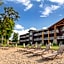 Best Western Premier The Lodge On Lake Detroit