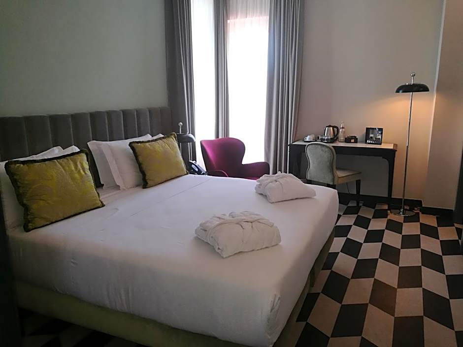 Otivm Hotel