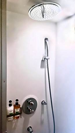Standard Twin Room with Shower Room - Non Smoking