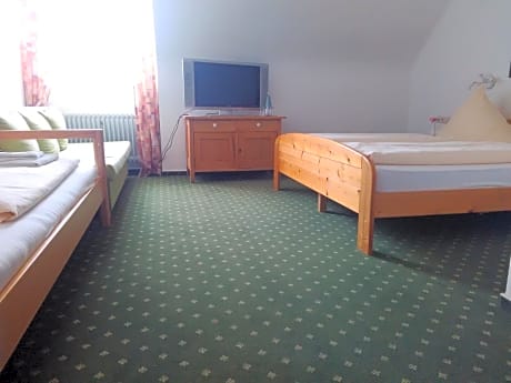 Standard Triple Room (2 Adults + 1 Child)