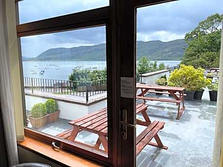 Triple Room with Terrace