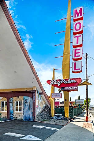Sky Palm Motel - Orange