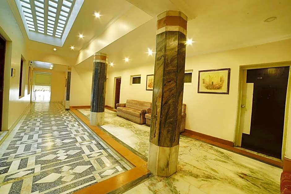 Hotel Samrat International