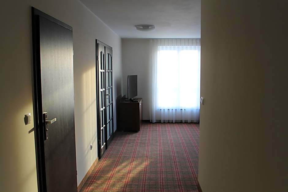 Photo 1 of 4 of Apartment, Balcony