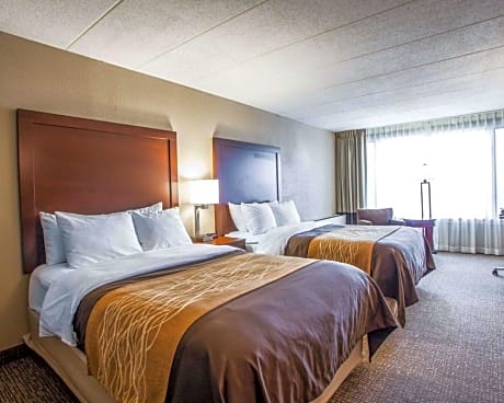 Double Room with Two Double Beds - Accessible/Non-Smoking