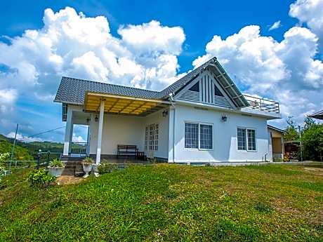 Whitestone  Cottage Vagamon By VOYE HOMES