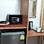 Beachfront Hotel Cha Am
