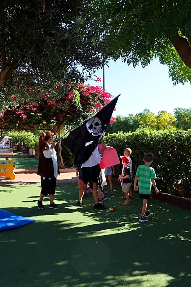 Aparthotel Ciudad Laurel