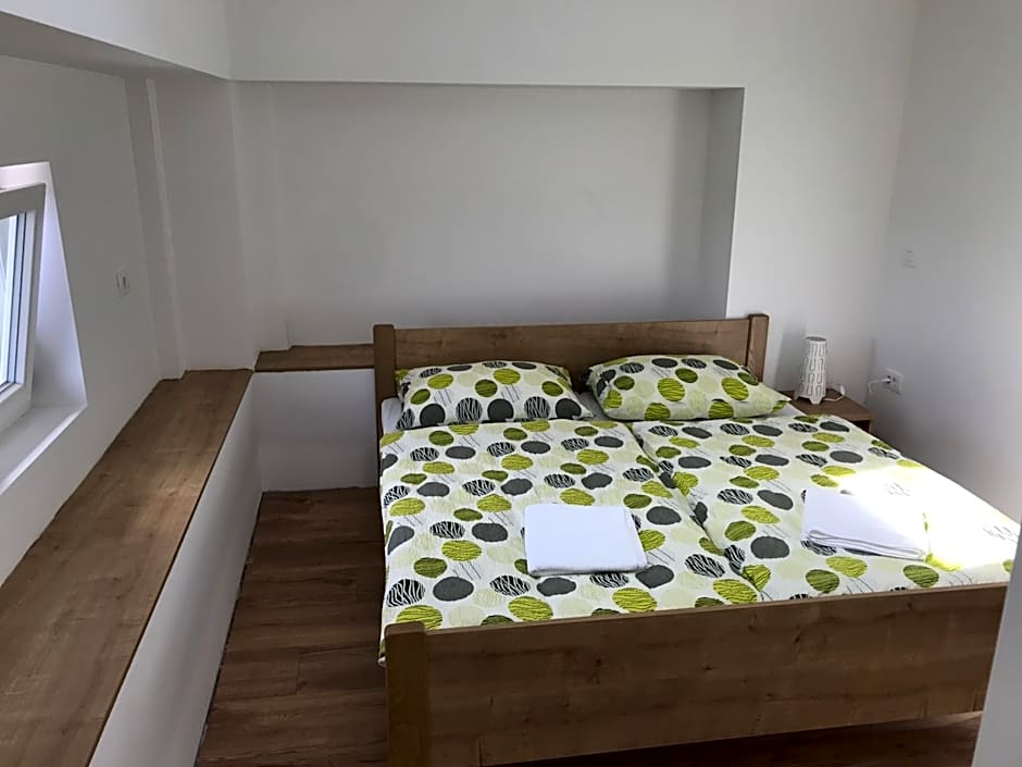 Life Hostel Slovenia