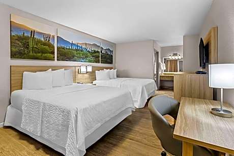 Queen Room with Two Queen Beds - Smoking
