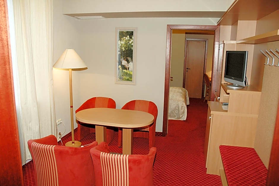 Benczur Hotel
