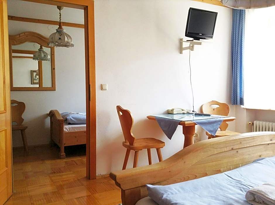 Frühstückspension zur Post Reisinger KG St Oswald