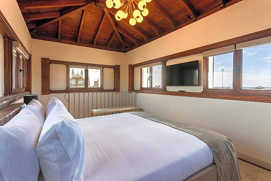 Palacio Can Marques by Puro